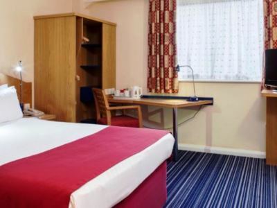 Express Gunwharf Quays By Ihg Hotel 3*
