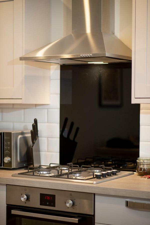 Flat D - Modern, Floor, 2 Bedroom, 2 Bathroom In Southsea,