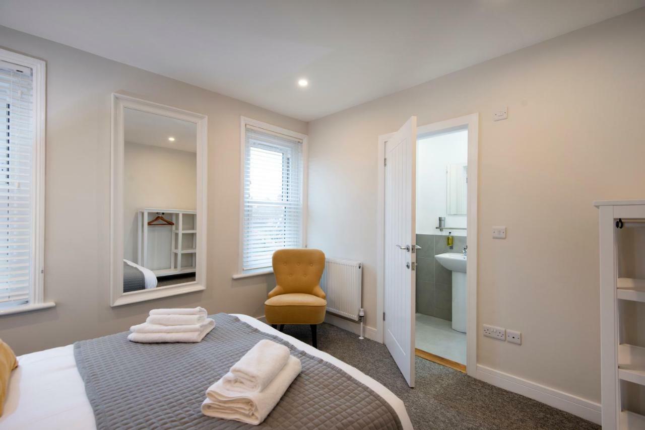Flat D - Modern, Floor, 2 Bedroom, 2 Bathroom In Southsea, Apartment *
