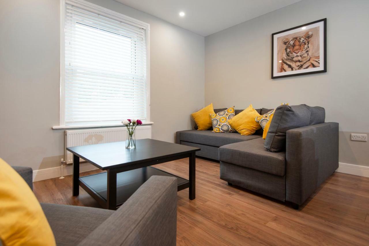 Flat D - Modern, Floor, 2 Bedroom, 2 Bathroom In Southsea,
