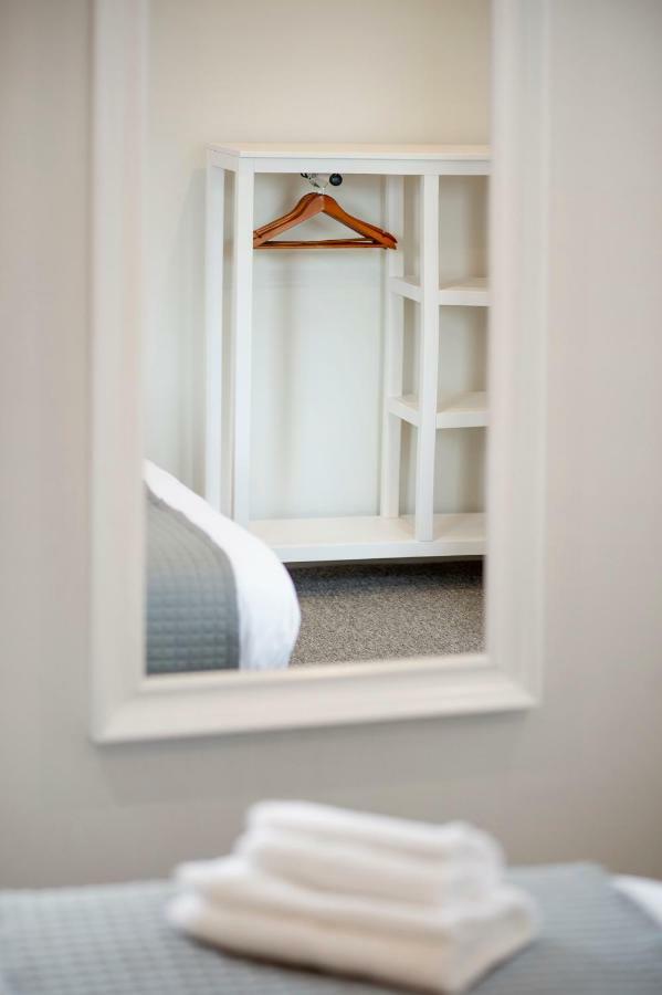 Flat D - Modern, Floor, 2 Bedroom, 2 Bathroom In Southsea, Portsmouth