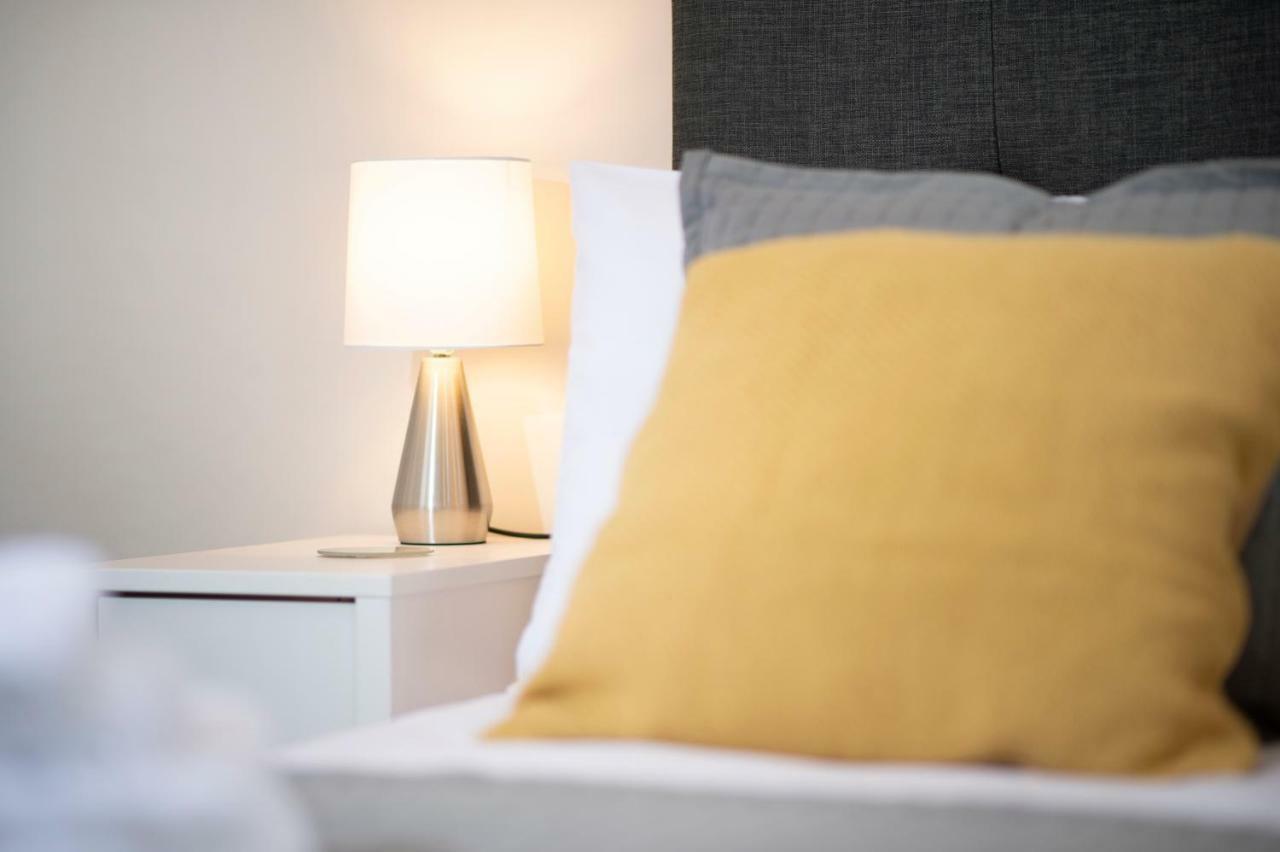 Apartment Flat D - Modern, Floor, 2 Bedroom, 2 Bathroom In Southsea,