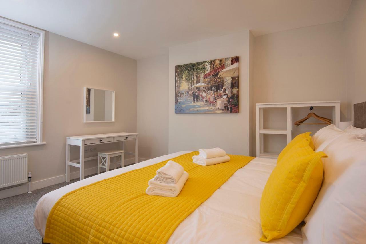 Flat D - Modern, Floor, 2 Bedroom, 2 Bathroom In Southsea, Apartment