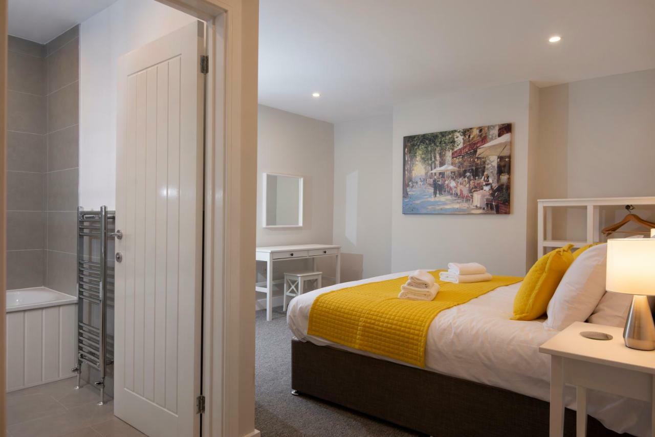 Flat D - Modern, Floor, 2 Bedroom, 2 Bathroom In Southsea, Apartment *