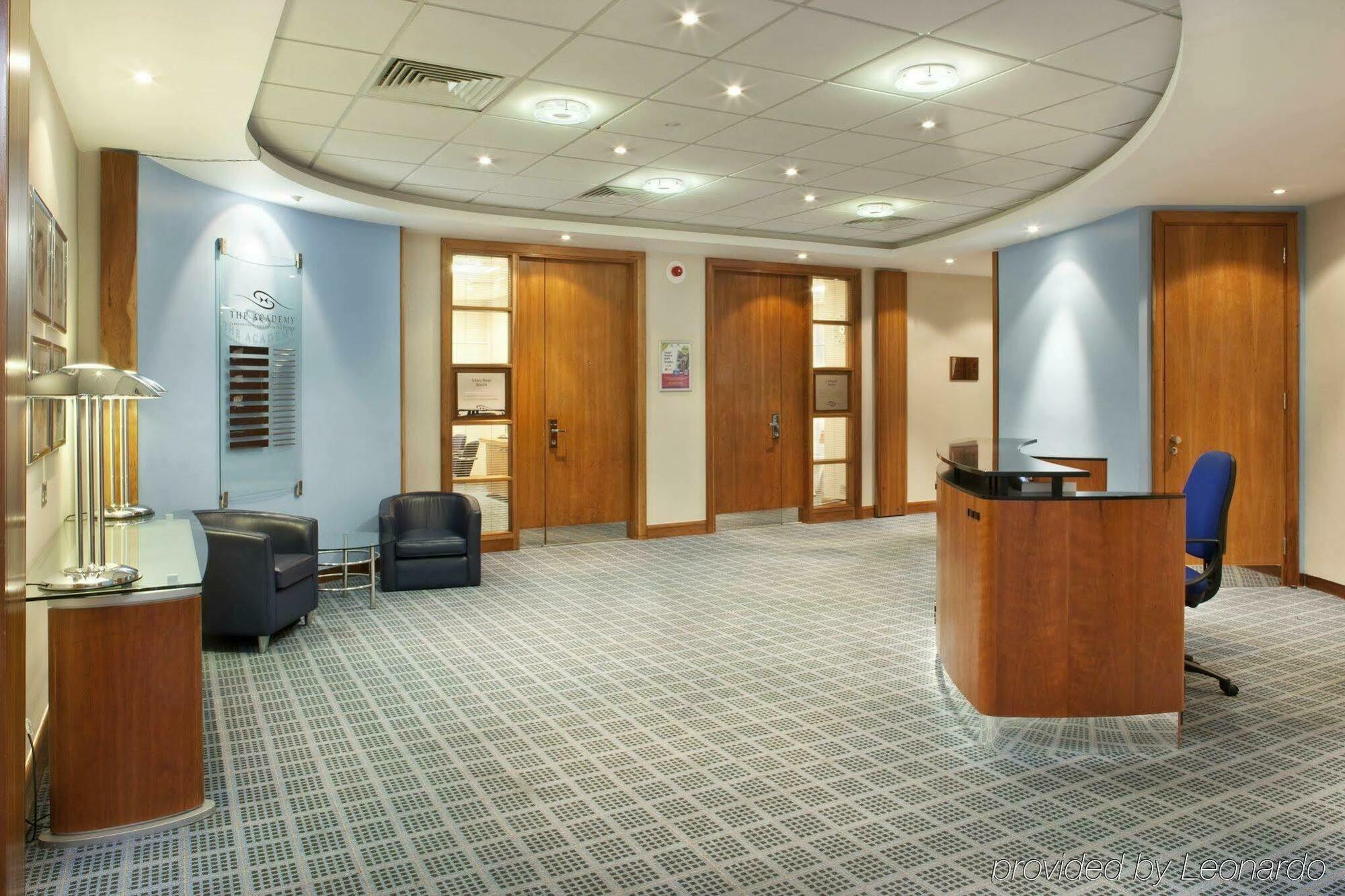 Hotel By Ihg