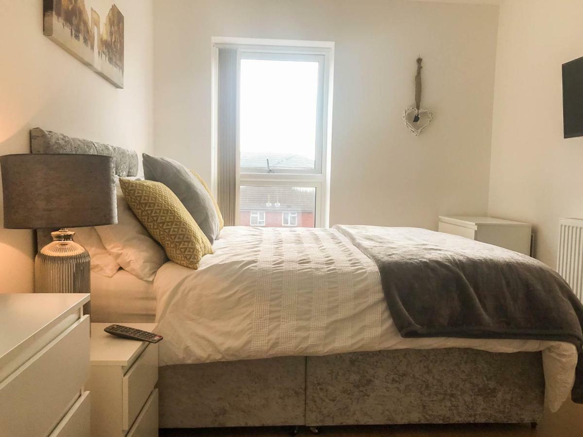 City Centre Apartment *