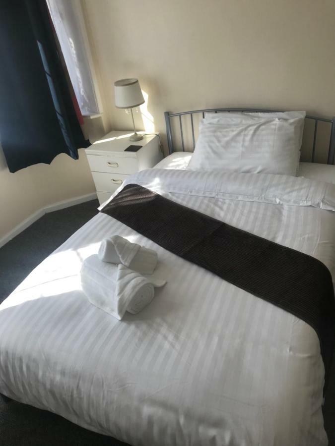 Angeldale Guest house Portsmouth