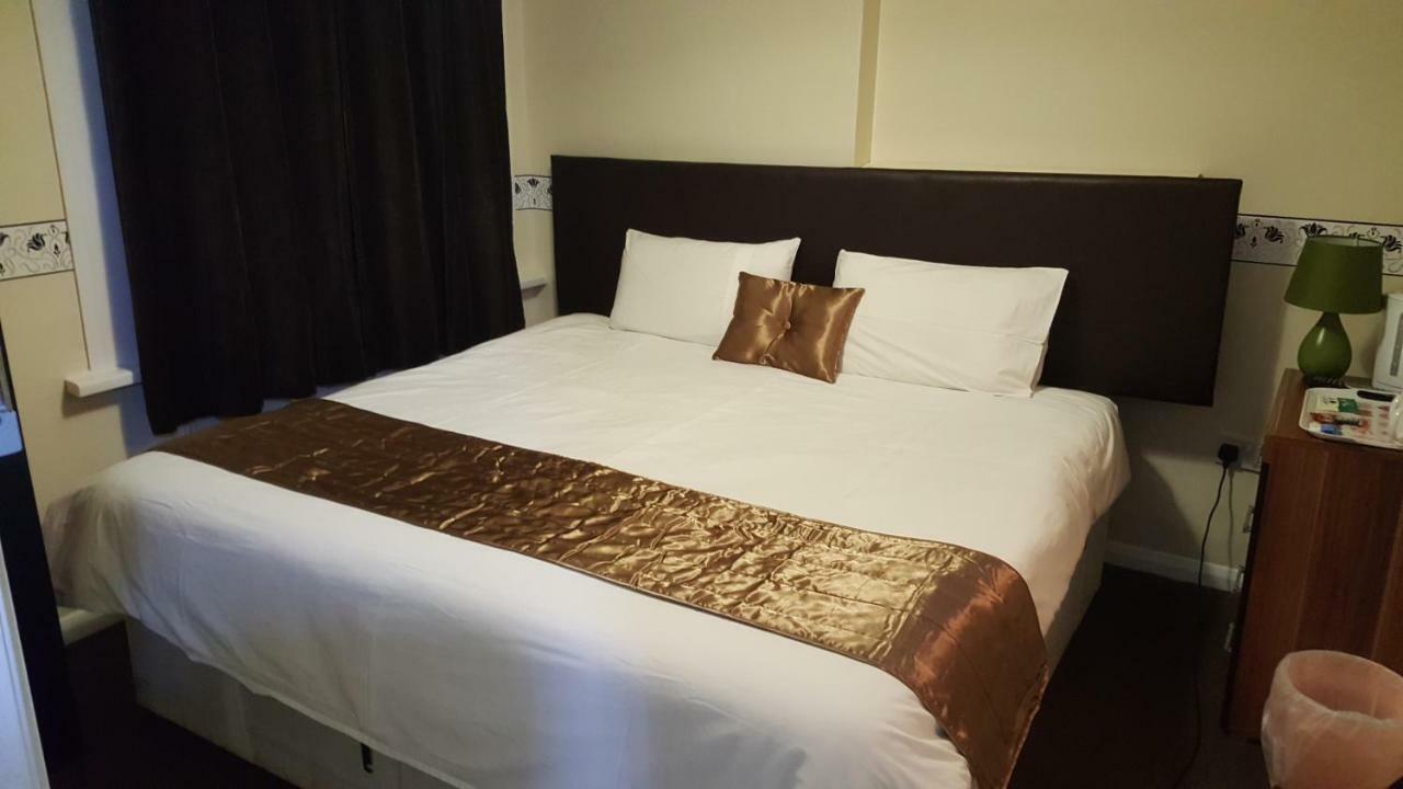 Portsmouth Inns Guest house 3*
