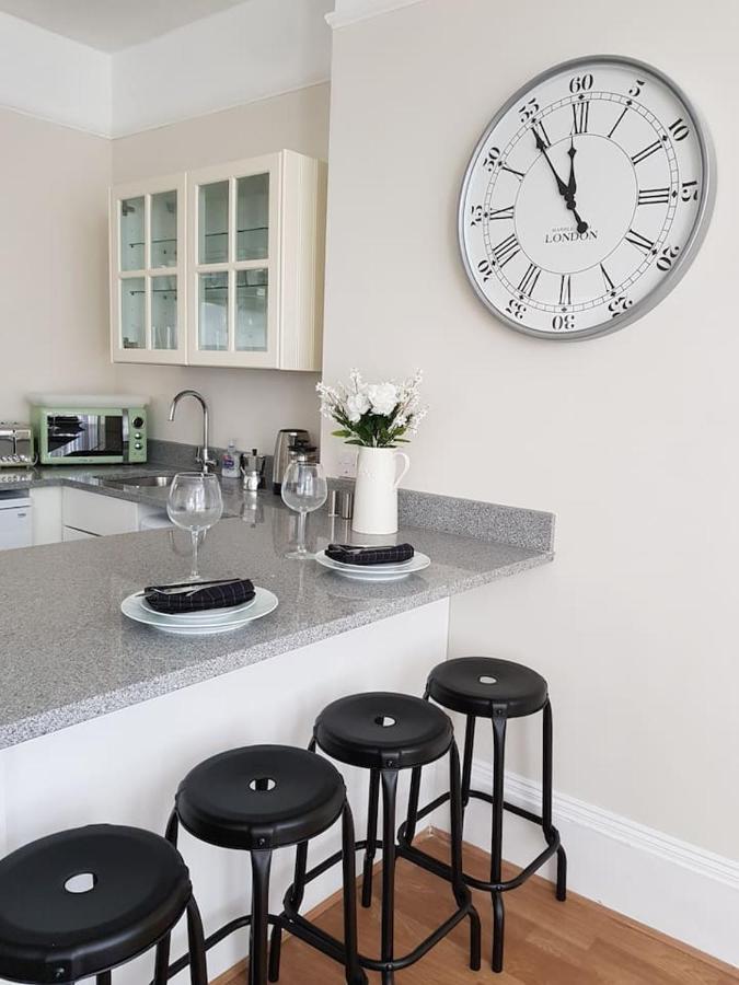 Heart Of Southsea,near Common And Sea. Apartment *
