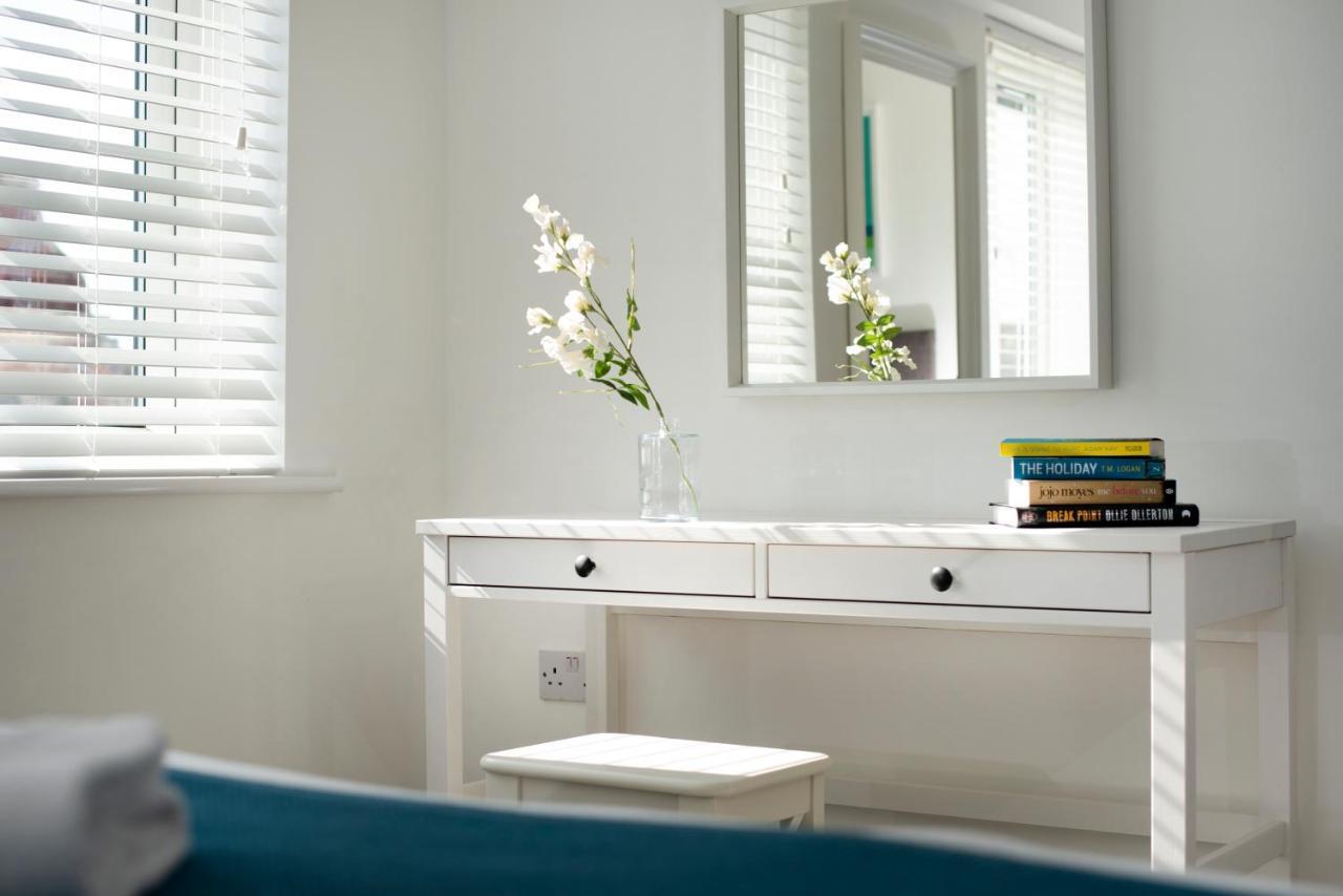 Apartment Elm View - 2 Bedroom 2 Bathroom With Parking In Southsea,