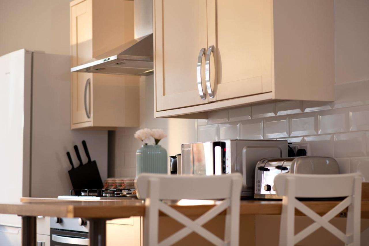 Apartment Francis Hollow - Modern 2 Double Bedroom Garden In Southsea, *