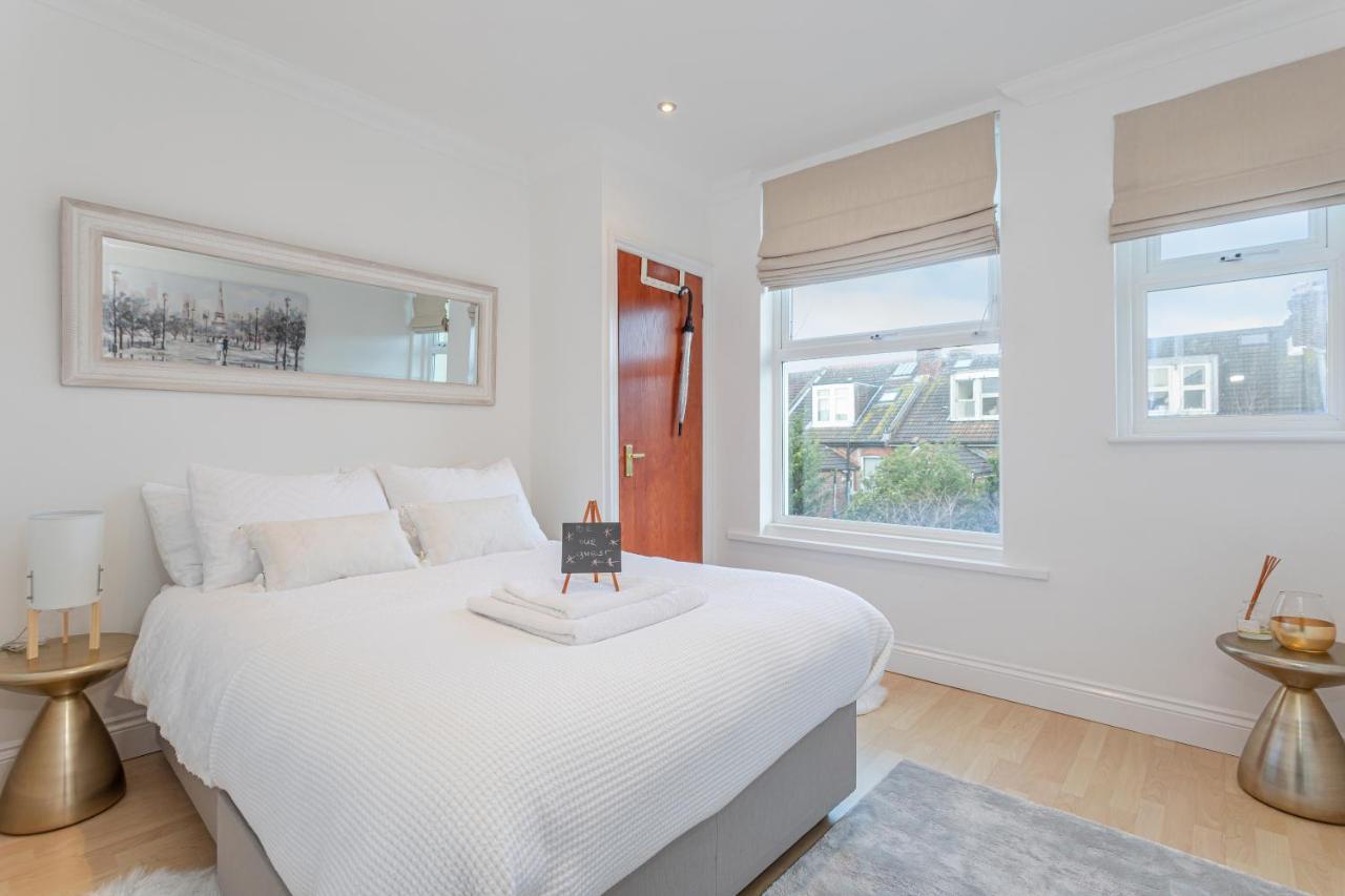 Apartment Granada Luxury Apartments: Beachside Flats With Parking Portsmouth