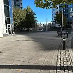 Flat With Free Parking In Gunwharf Quays