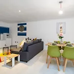 Southsea Luxury Apartment