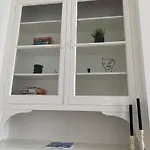 Iris Home In Southsea Free Street Parking And Pets Welcome