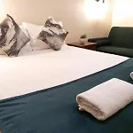 Victorin House - All Rooms Are En-Suite