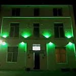 Victorin House - All Rooms Are En-Suite