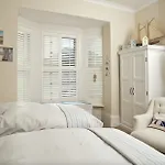 Cavendish Lodge