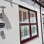 Courtside Apartment Southsea