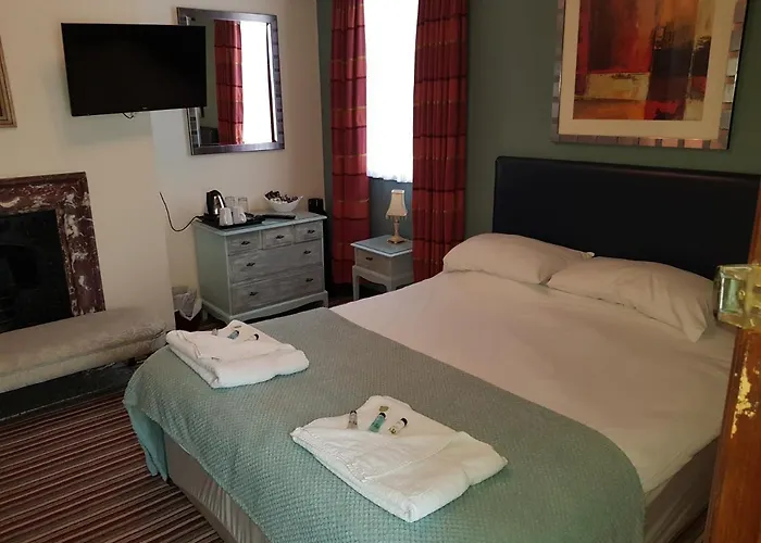 The George Hotel