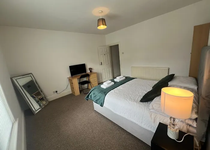 The Coral Guest House 1 Fratton Park Portsmouth