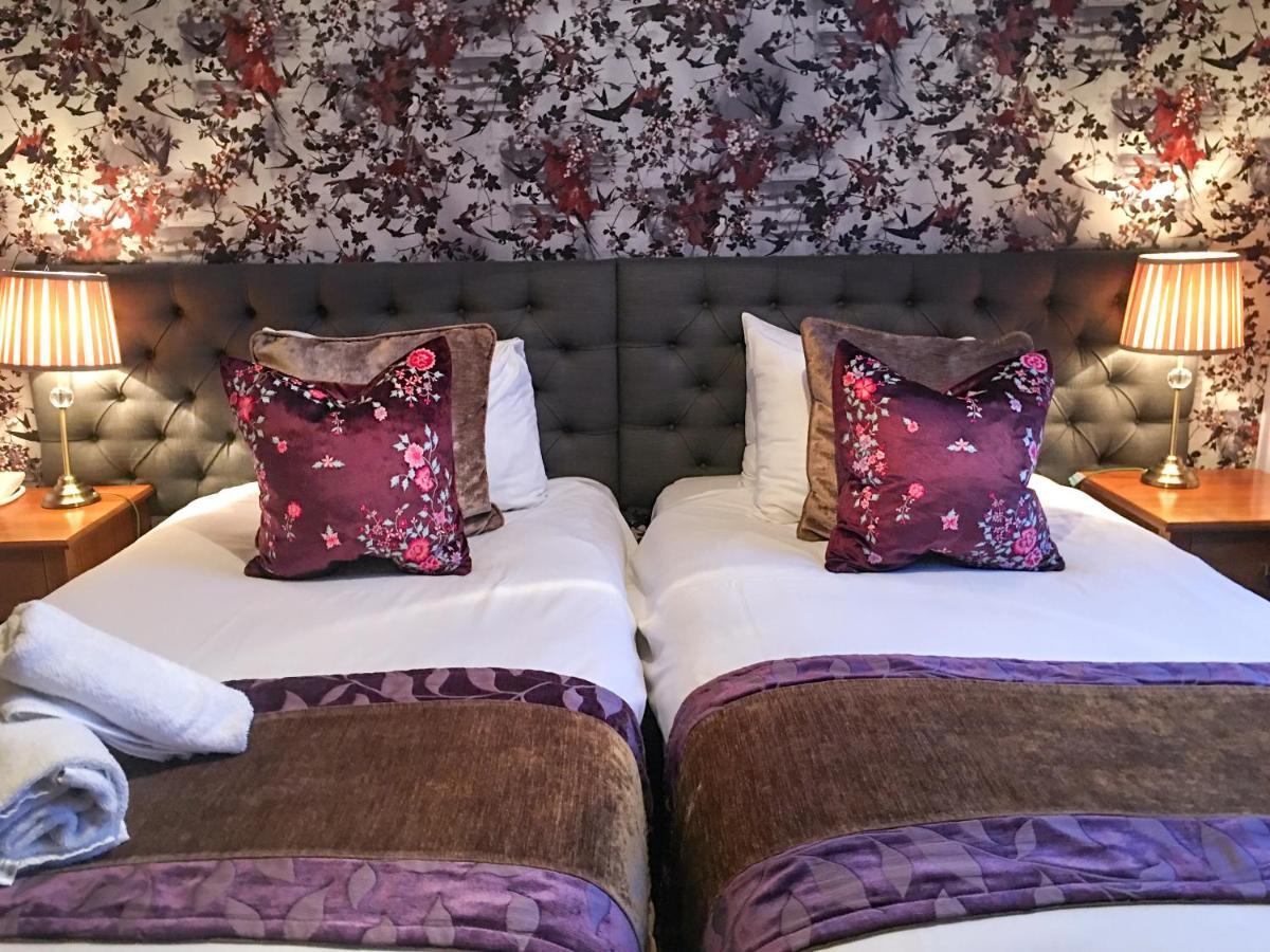 Seacrest Hotel 4*
