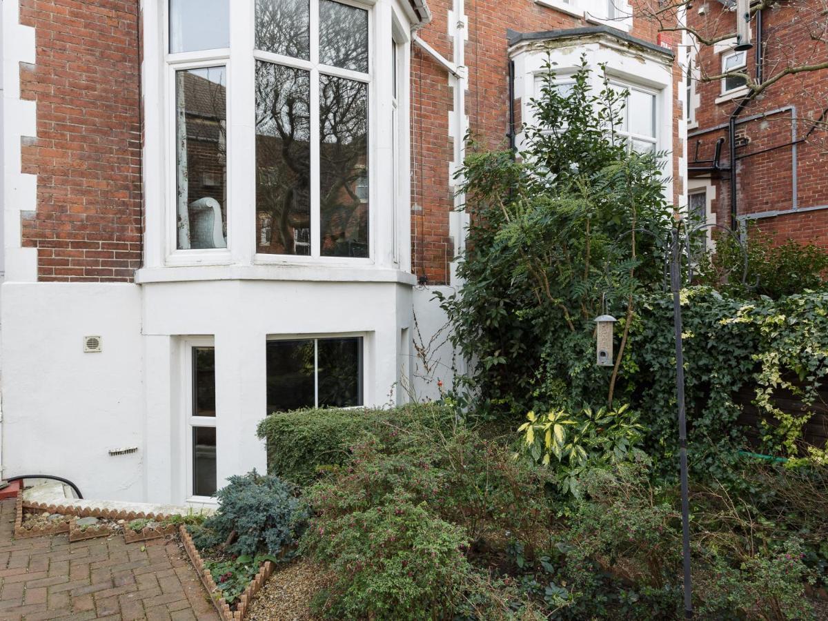 Stopover At Albany Garden With Great Outdoor Space * Portsmouth