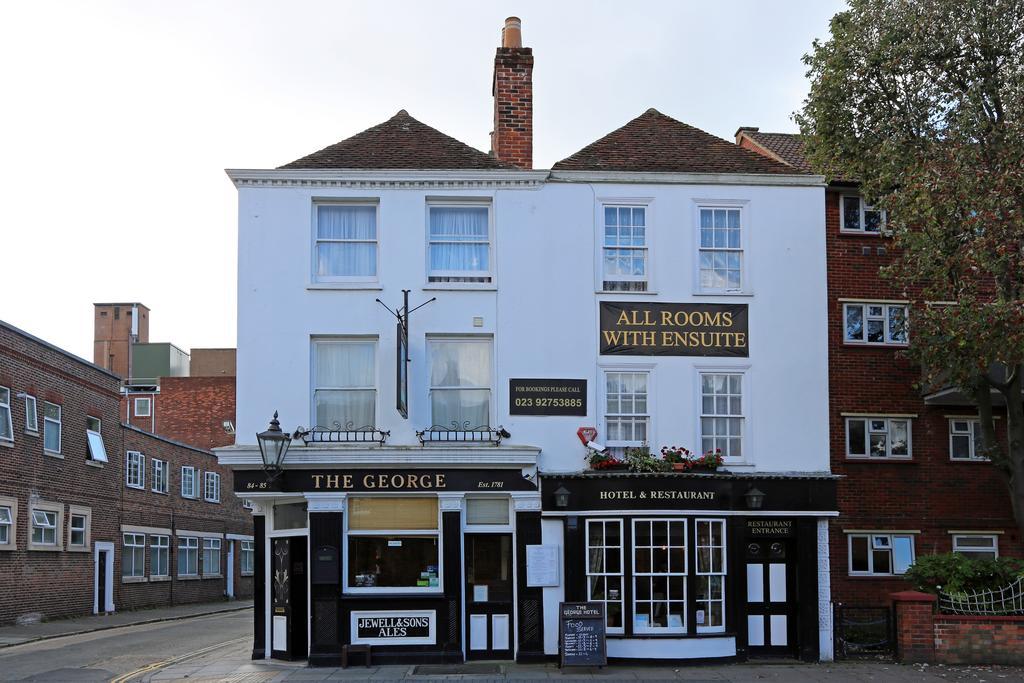 The George Inn