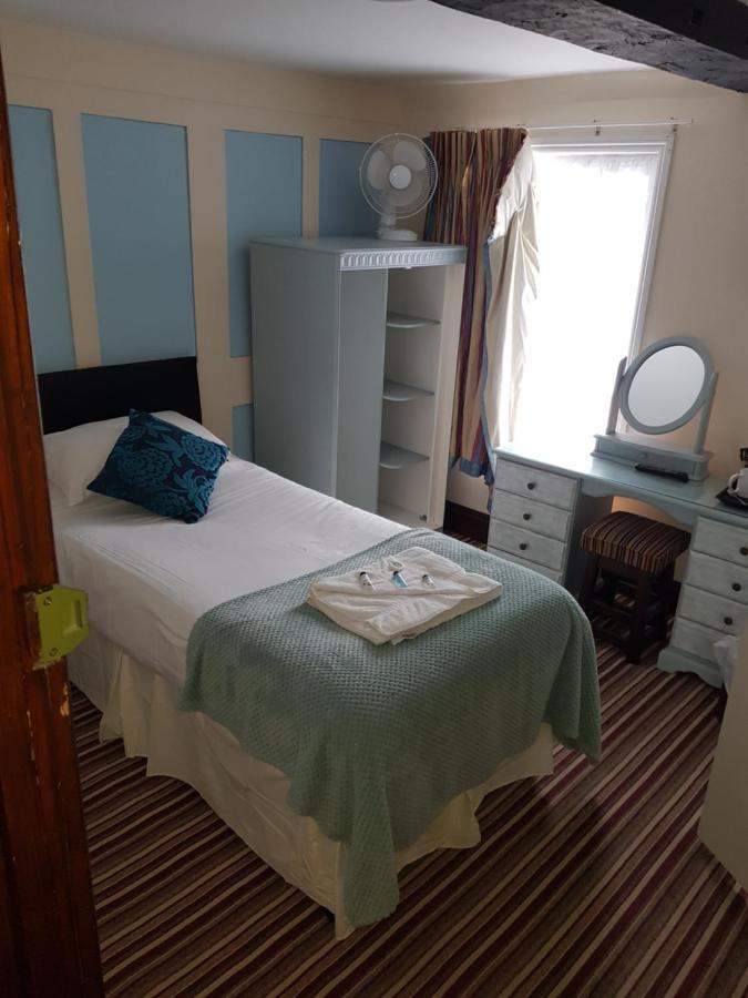 The George 2* Portsmouth