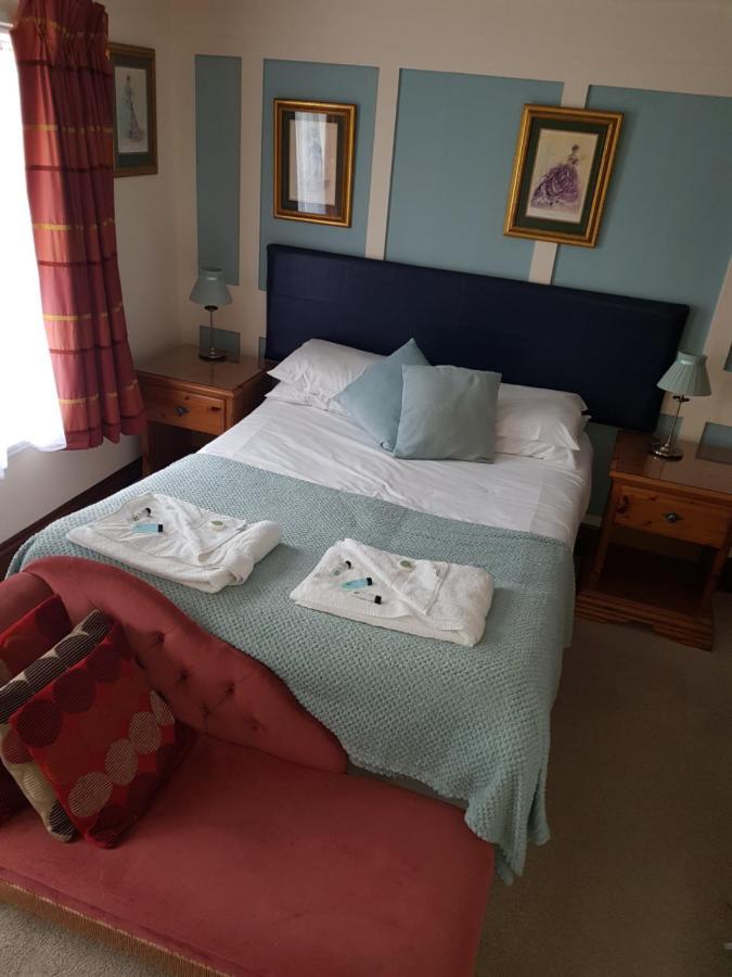The George Inn 2*