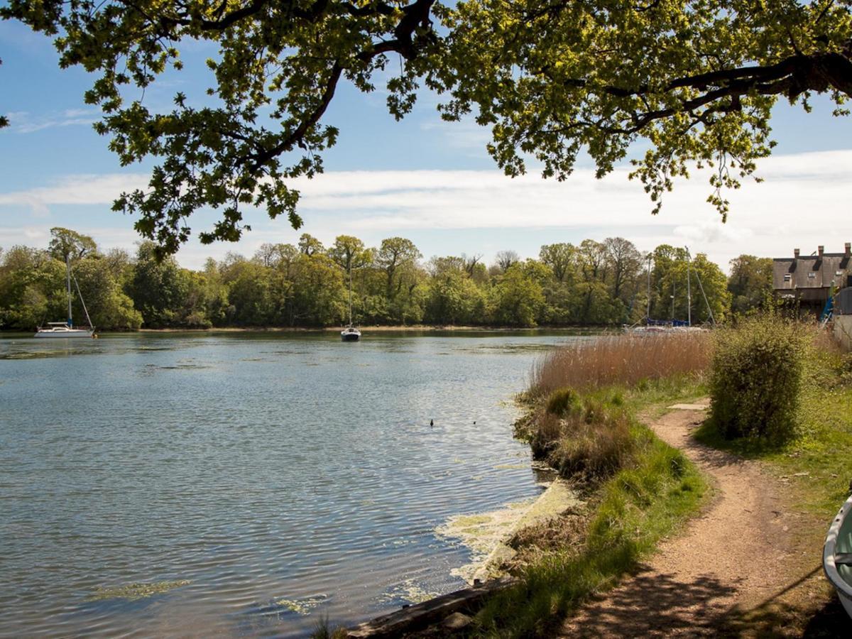 Pass The Keys 3bed Family With Direct Water Access, Sleeps 6 * Portsmouth