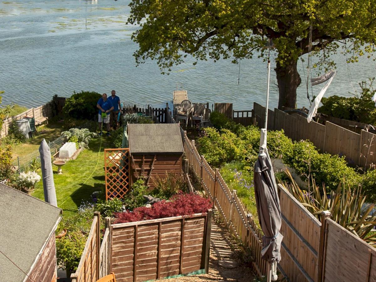 Pass The Keys 3bed Family With Direct Water Access, Sleeps 6