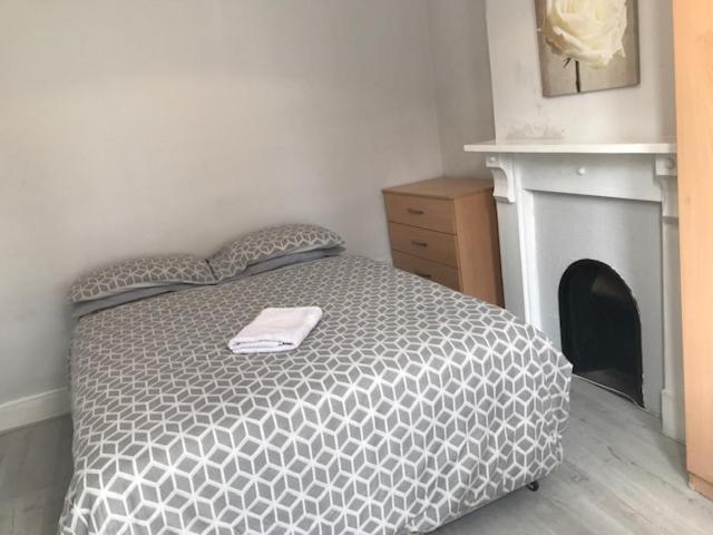 Fully Furnished And Well Equipped 3 Bedroom House Holiday home Portsmouth