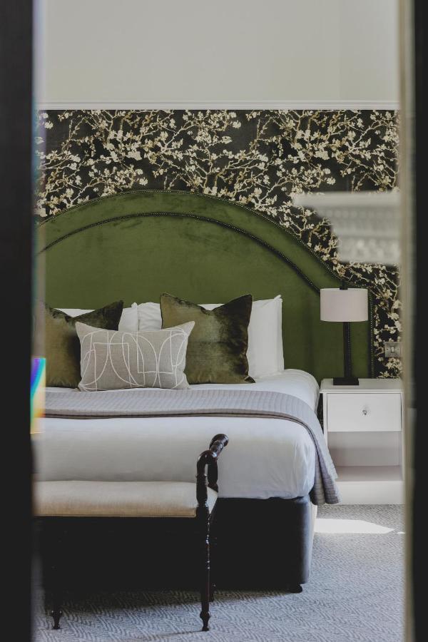 The Queens 4*