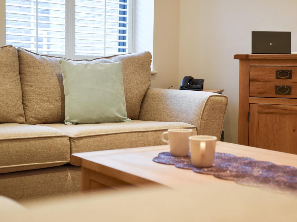 Pass The Keys Secluded High End 2bed In Southsea With Parking * Portsmouth