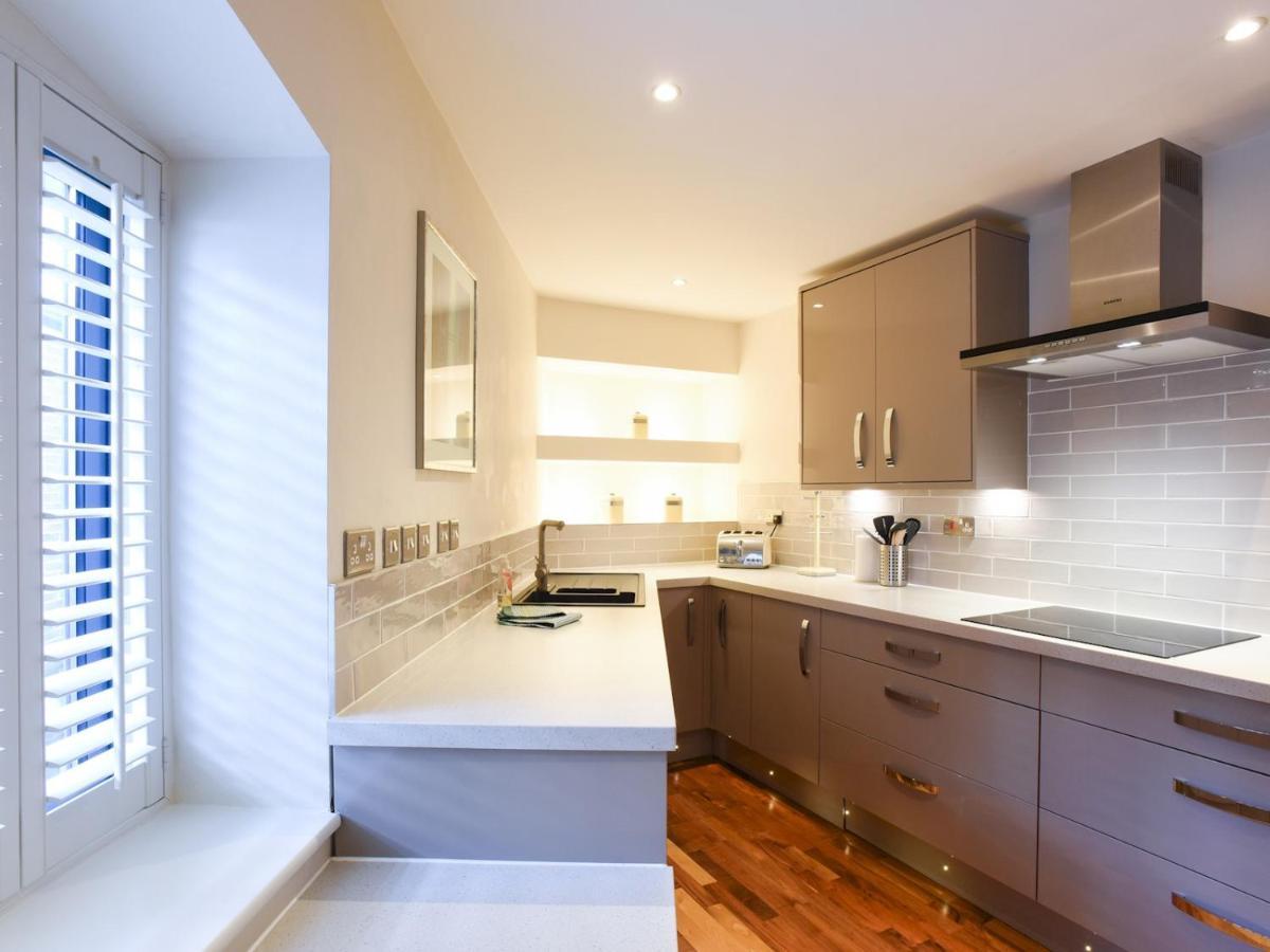 Pass The Keys Secluded High End 2bed In Southsea With Parking Apartment Portsmouth