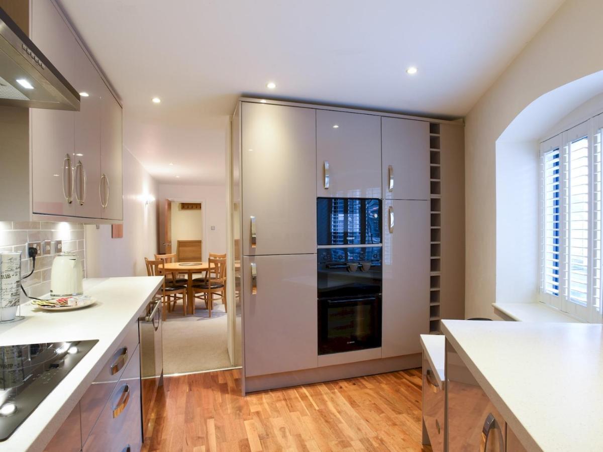 Pass The Keys Secluded High End 2bed In Southsea With Parking Apartment *