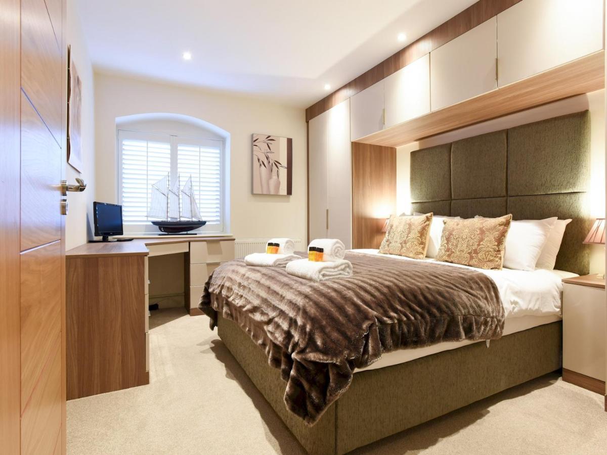 Pass The Keys Secluded High End 2bed In Southsea With Parking * Portsmouth