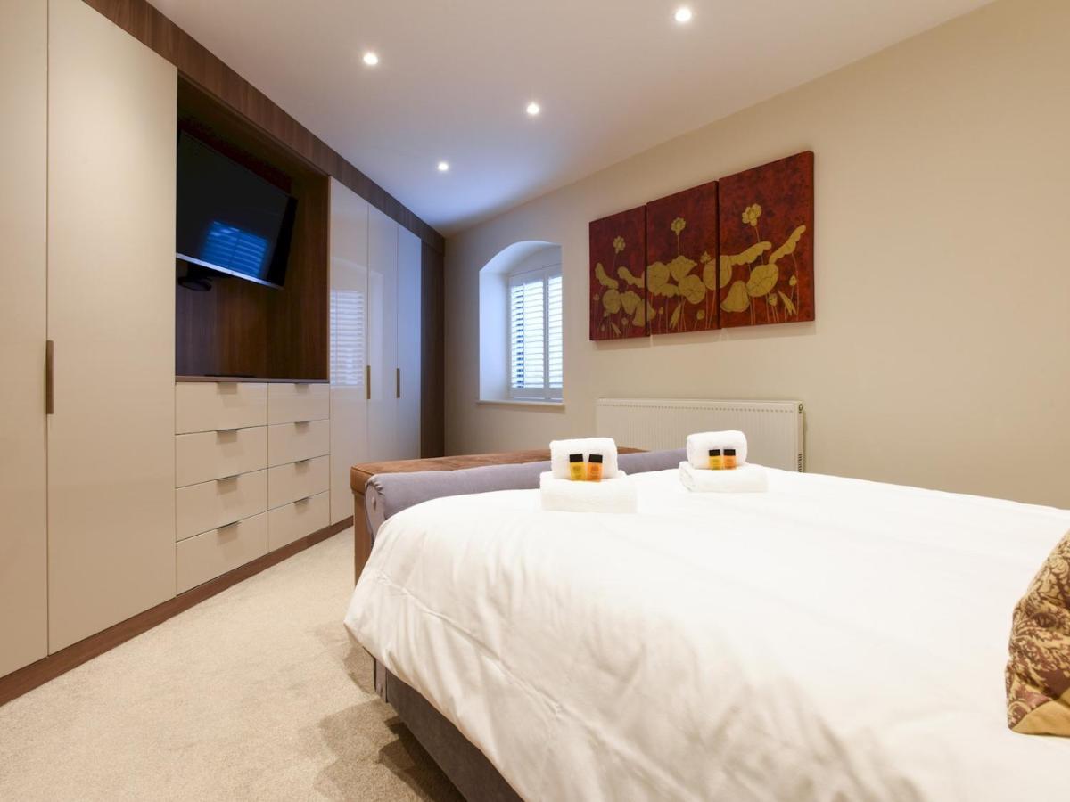 Apartment Pass The Keys Secluded High End 2bed In Southsea With Parking Portsmouth