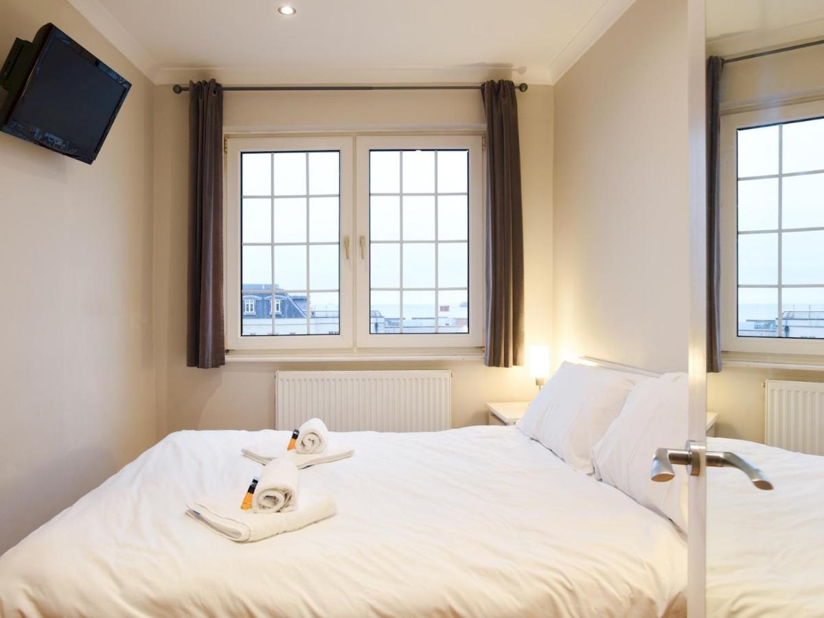 Pass The Keys Superb Location 1bedroom Apt Sleeps 4 With Free Parking Apartment Portsmouth