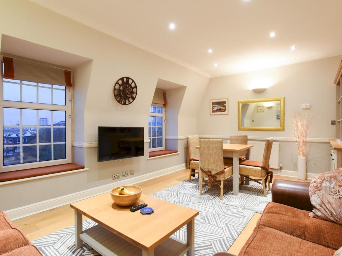 Pass The Keys Superb Location 1bedroom Apt Sleeps 4 With Free Parking Portsmouth