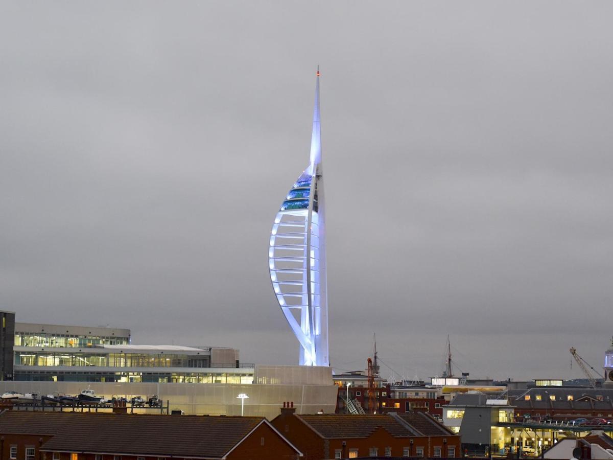 Pass The Keys Superb Location 1bedroom Apt Sleeps 4 With Free Parking * Portsmouth