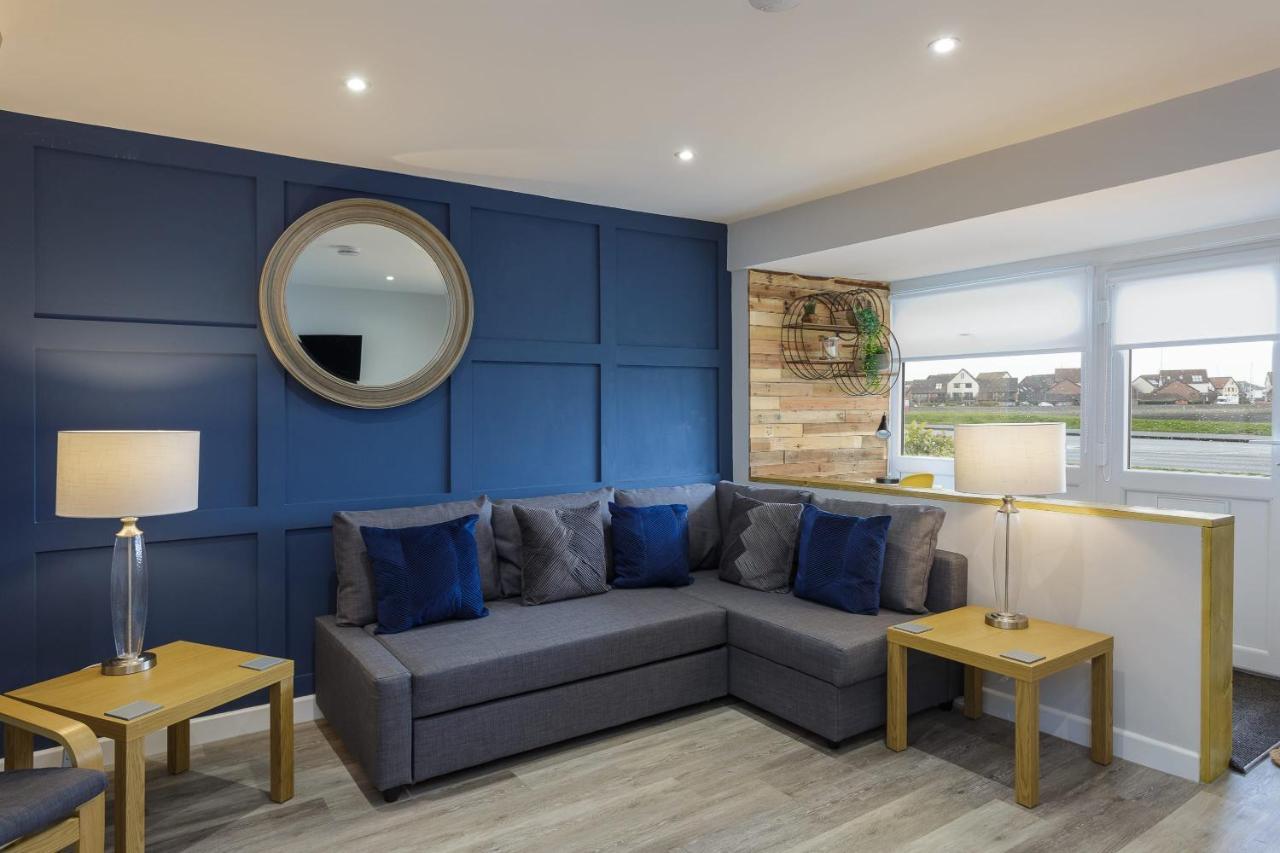 Castle View - Port Solent Stunning Waterfront House Portsmouth