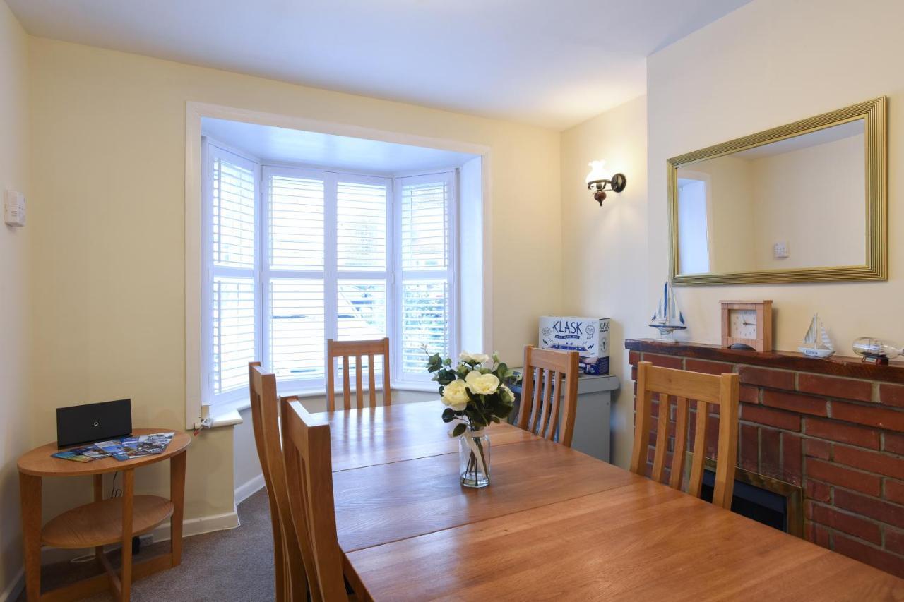 Holiday home Pass The Keys 3bed Family With Direct Water Access, Sleeps 6