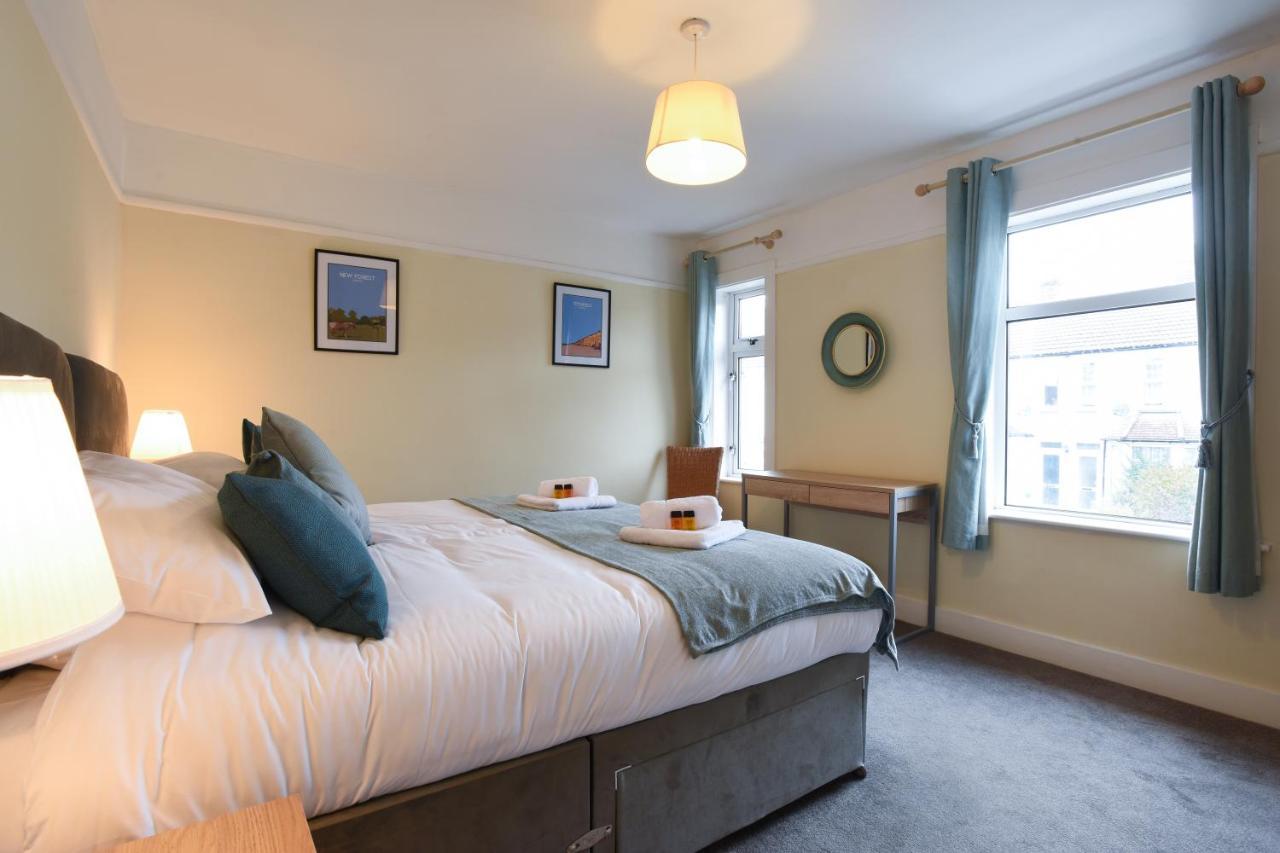 Holiday home Pass The Keys 3bed Family With Direct Water Access, Sleeps 6