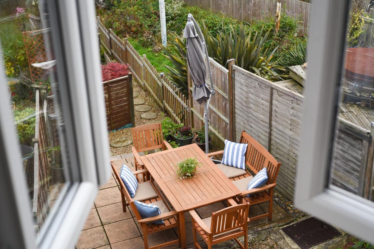 Pass The Keys 3bed Family With Direct Water Access, Sleeps 6 * Portsmouth
