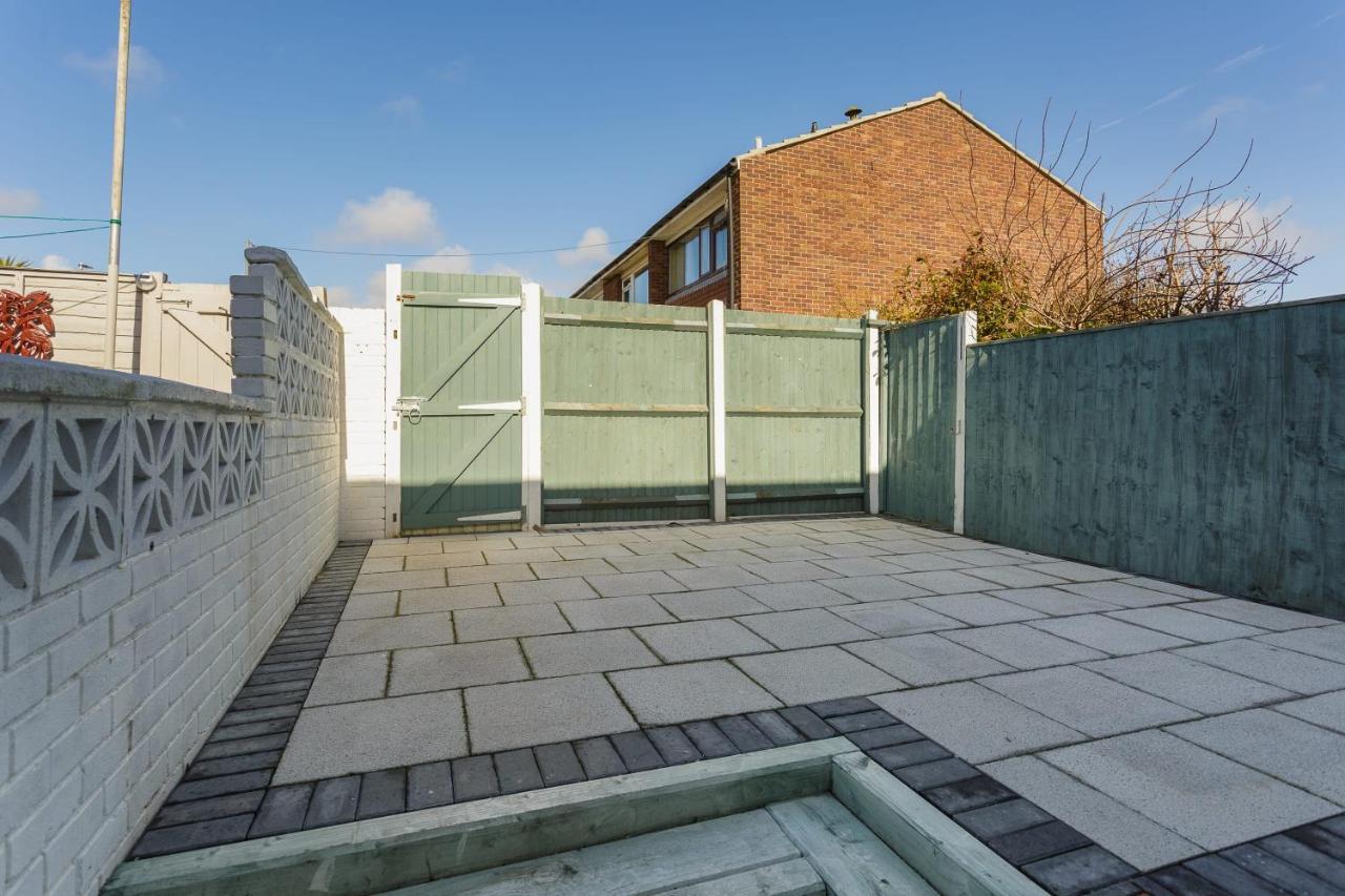 Castle View - Port Solent Stunning Waterfront House Holiday home