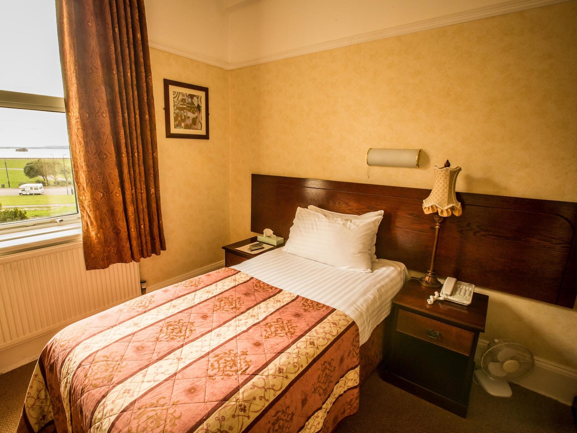 The Queens Hotel