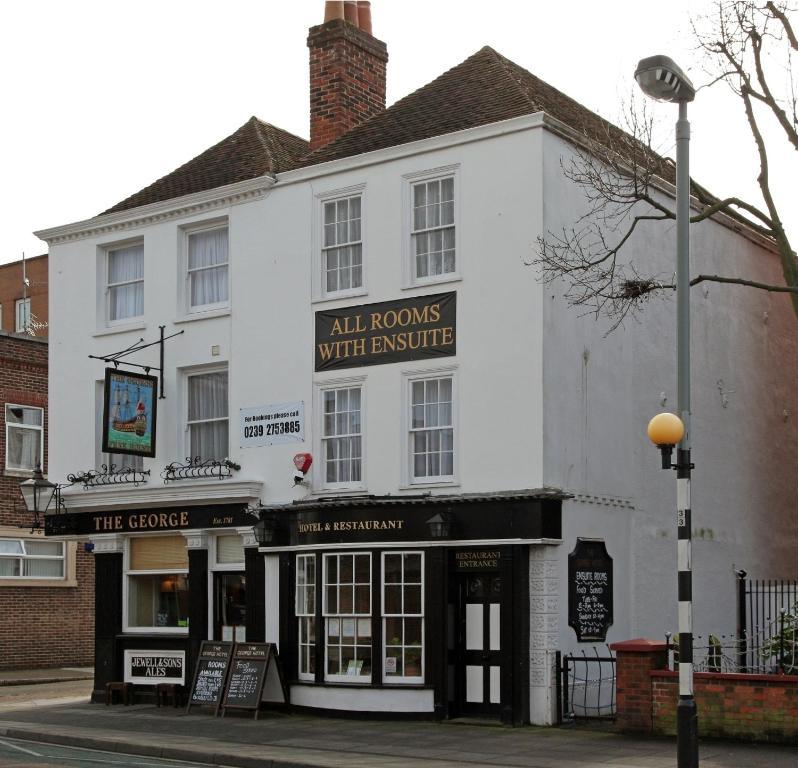 Inn The George