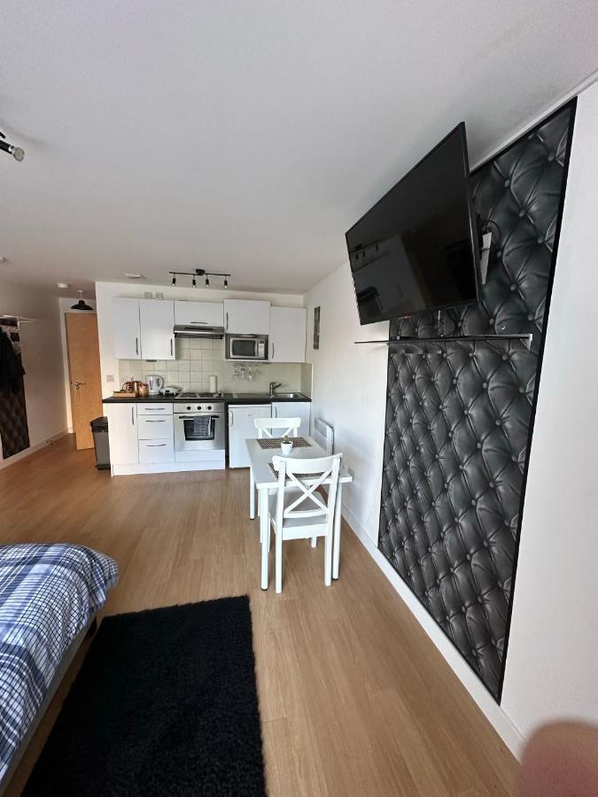 Flat With Free Parking In Gunwharf Quays Portsmouth